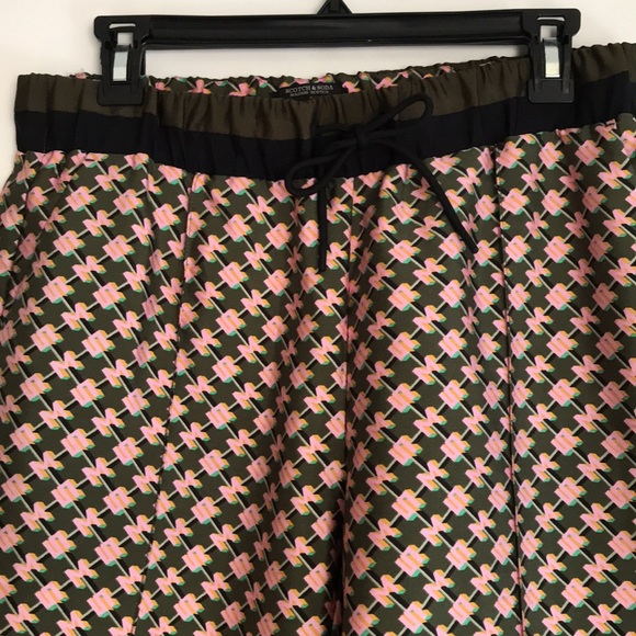 Scotch & Soda Woman’s designer pants beautiful - Picture 3 of 5